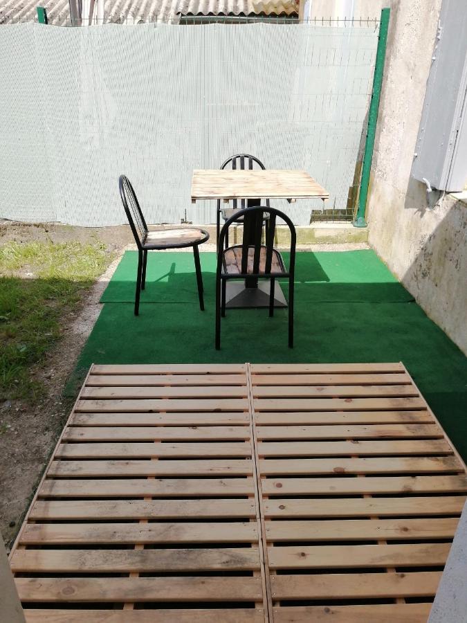 Jungle Zen Beau T2 Avec Jardin Gare 100M Apartment Tonneins Exterior photo